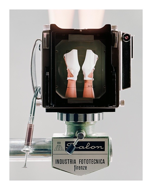 Christopher Williams, Linhof Technika V fabricated in Munich, Germany. Salon Studio Standfabricated in Florence, Italy. Dual cable release. Prontor shutter. Symar-s lens 150mmm/f 5.6 Schneider kreuznach. Sinar fresnel lens placed with blacktape on the ground glass. (White) Dirk Schaper Studio, Berlin, June 19, 2007, 2008.