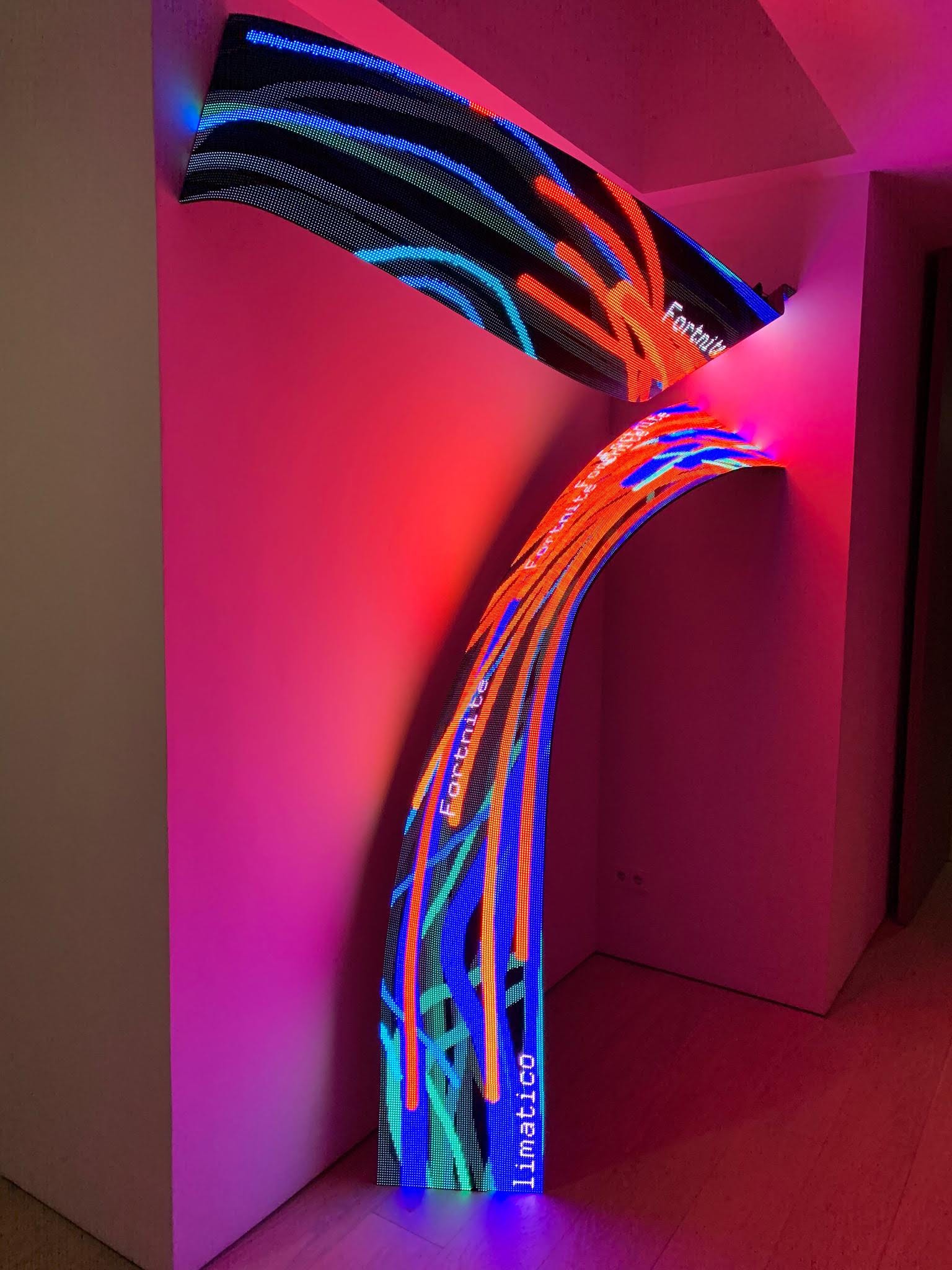 Daniel Canogar, Surge, 2019.